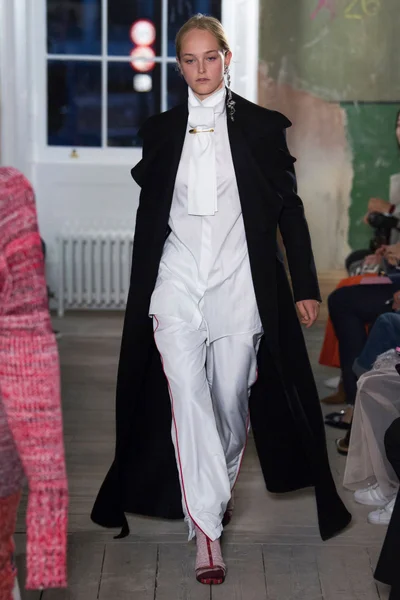 Look 52